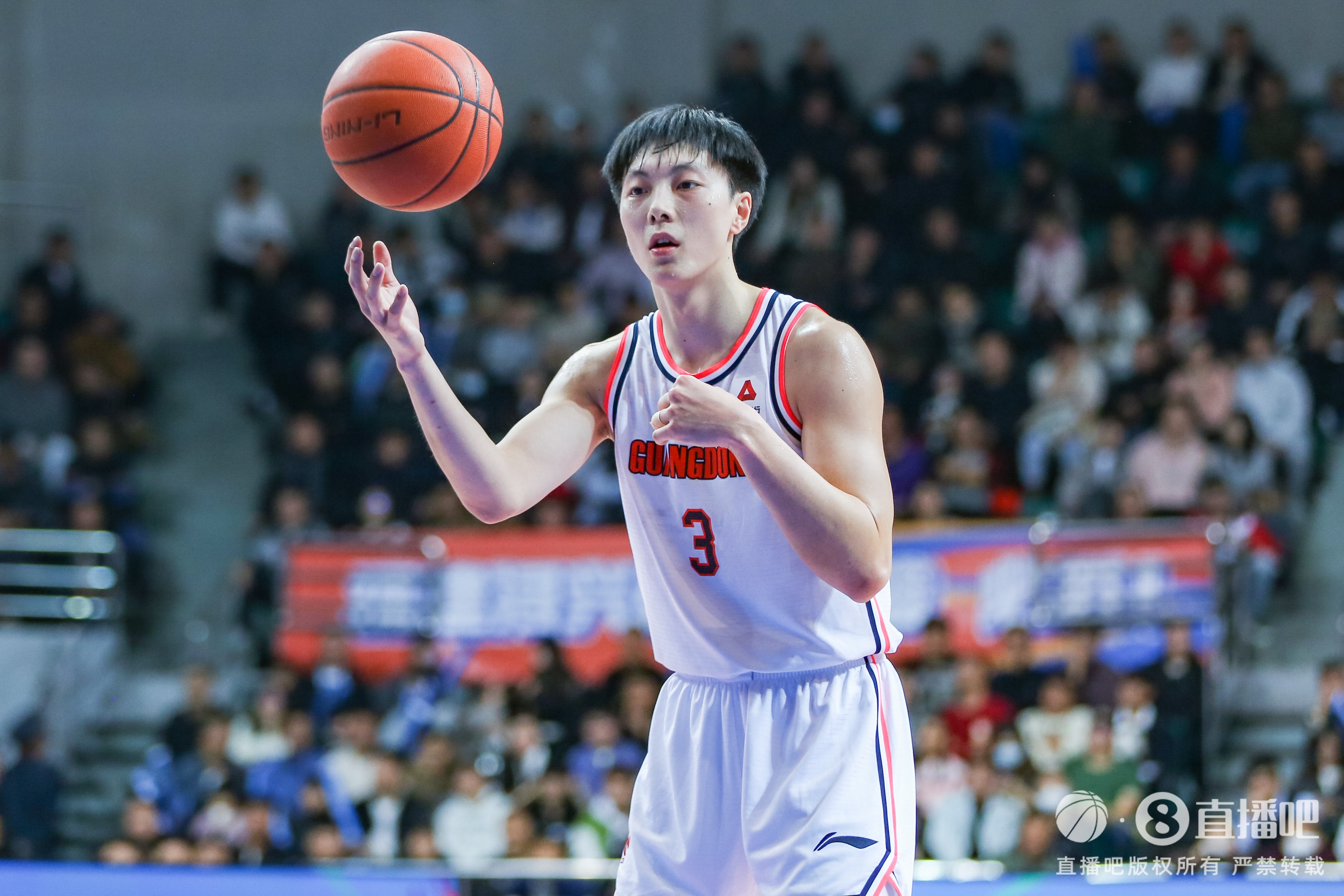 胡明轩：回到熟悉的主场很开心和激动 照旧需要逐步找状态